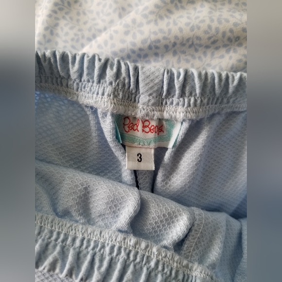 Red Beans Top and Shorts Set - Sizes 4 and 3 - Picture 6 of 6